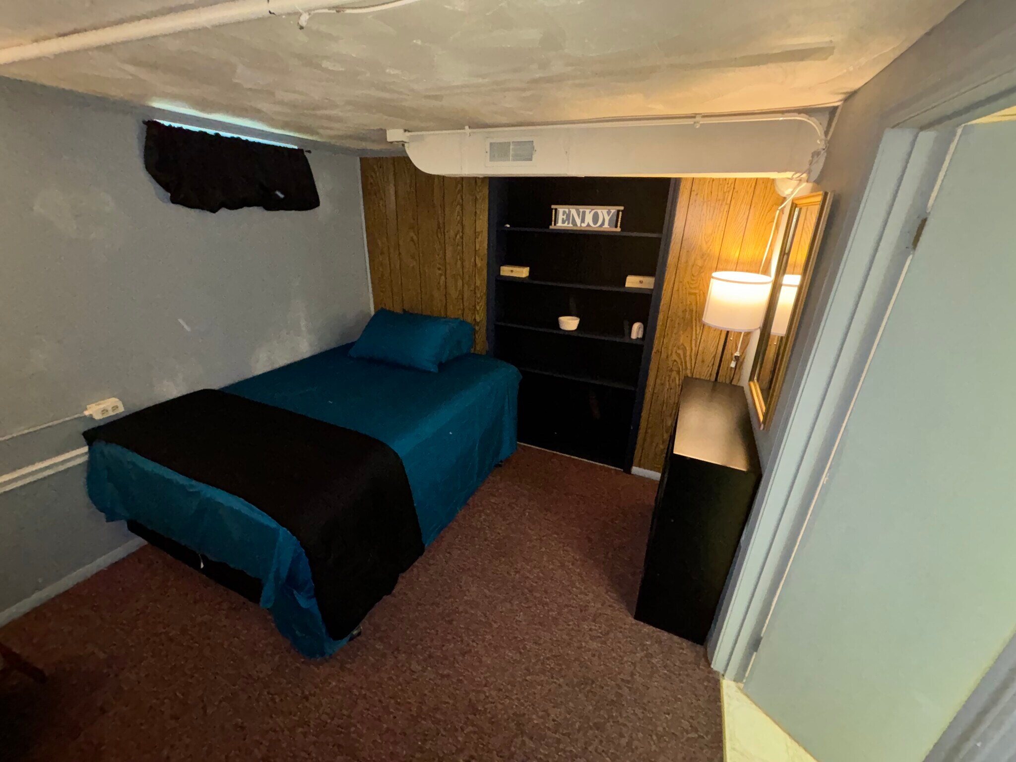 Building Photo - 4331 Sadie Ln