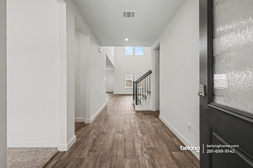 Building Photo - 4212 Russet Elm Ln