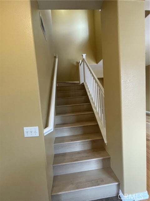 Building Photo - 1882 Lobo