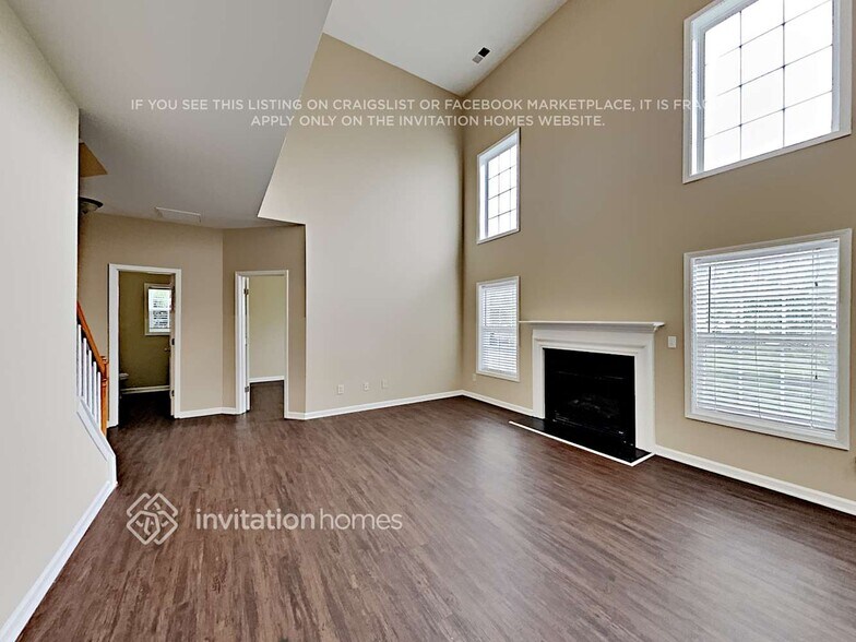 Building Photo - 3401 Paxton Ridge Dr