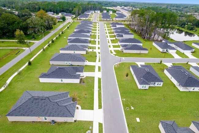 Building Photo - 7380 New Mdws Ct