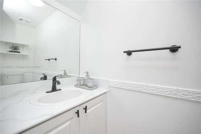 Building Photo - 5265 NW 112th Ave