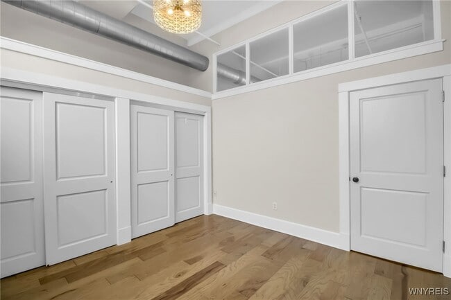 Building Photo - 210 Ellicott St