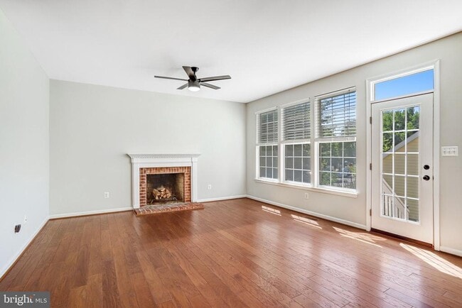 Building Photo - 42985 Chesterton St