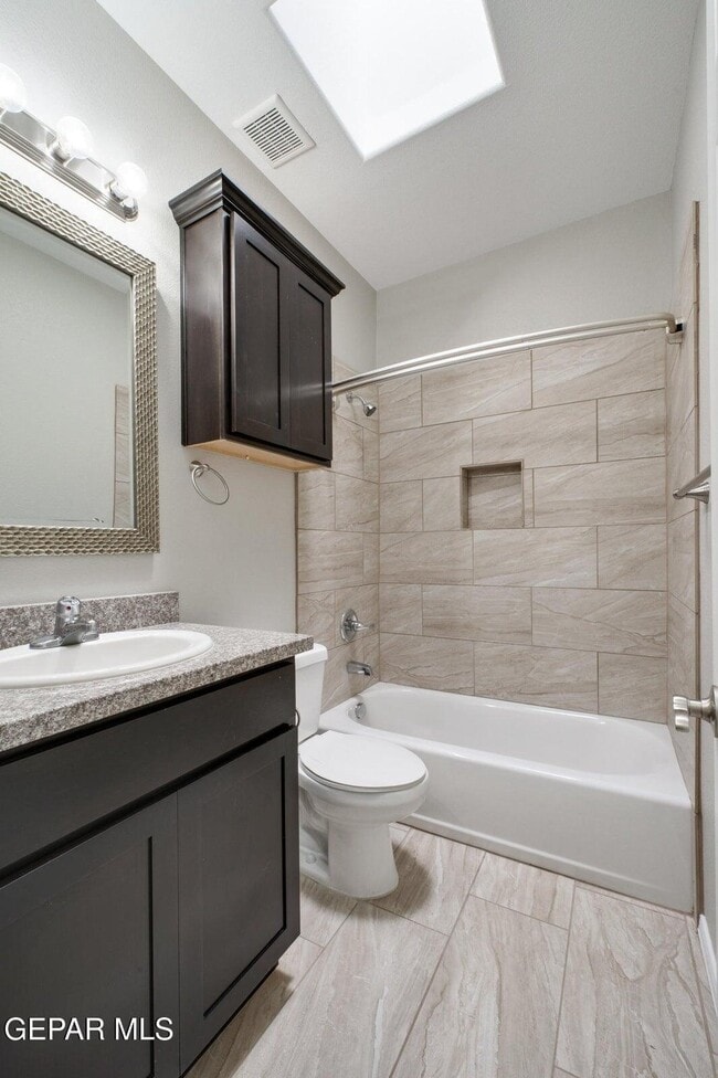 Building Photo - 233 Atlantic Rd