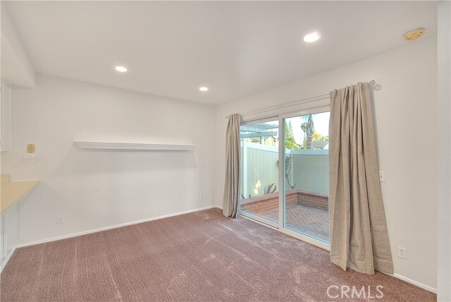 Building Photo - 26222 Fern Glen