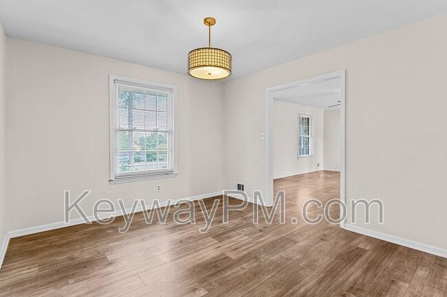 Building Photo - 2574 Richmond Hill Rd