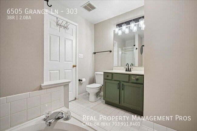 Building Photo - 6505 Grange Ln