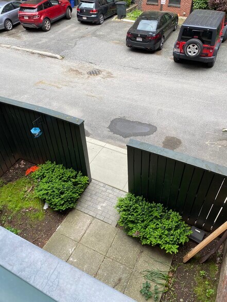 Building Photo - 409 Massachusetts Ave