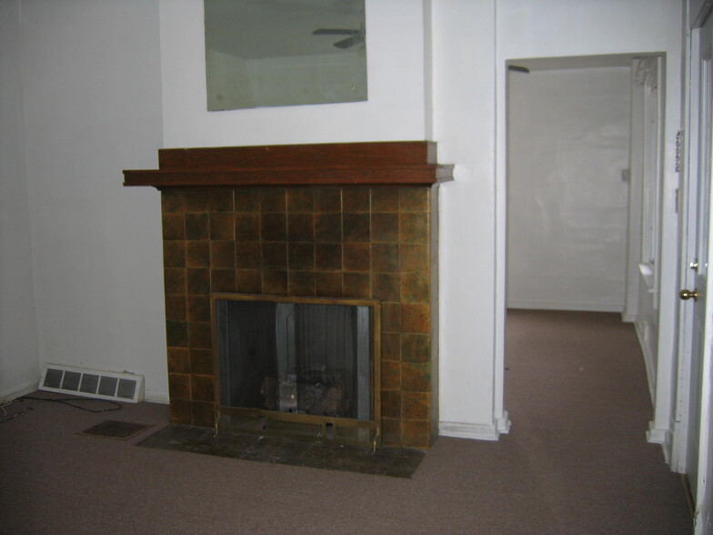 Living room looking to Dining room - 1226 Bartow Street