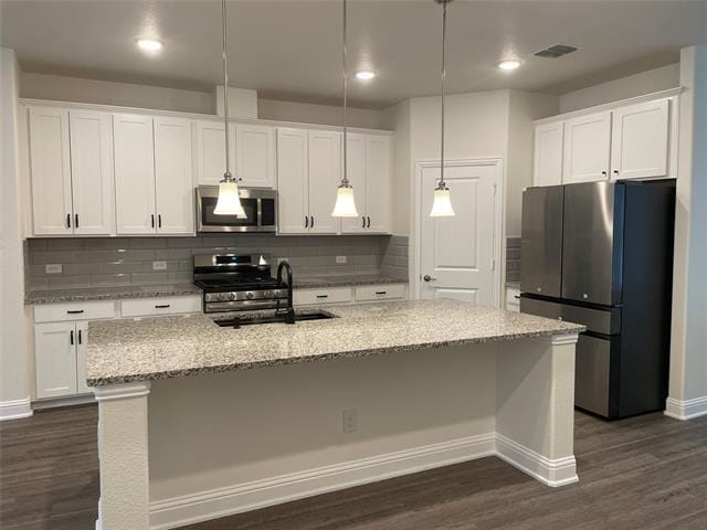 Building Photo - 124 Peach Orchard Ln