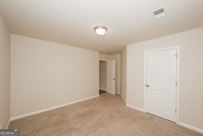 Building Photo - 100 Betty Ann Ln