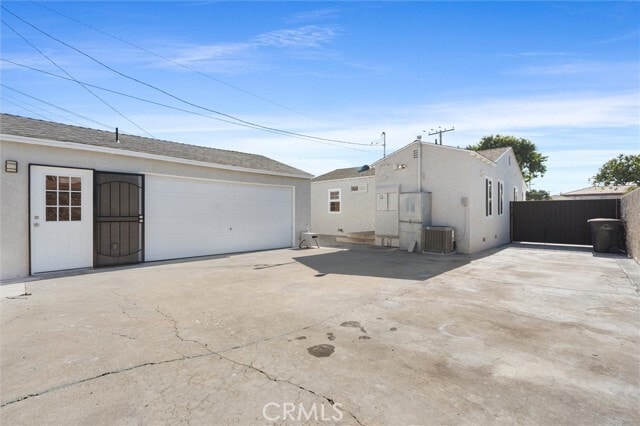 Building Photo - 3367 W 152nd St