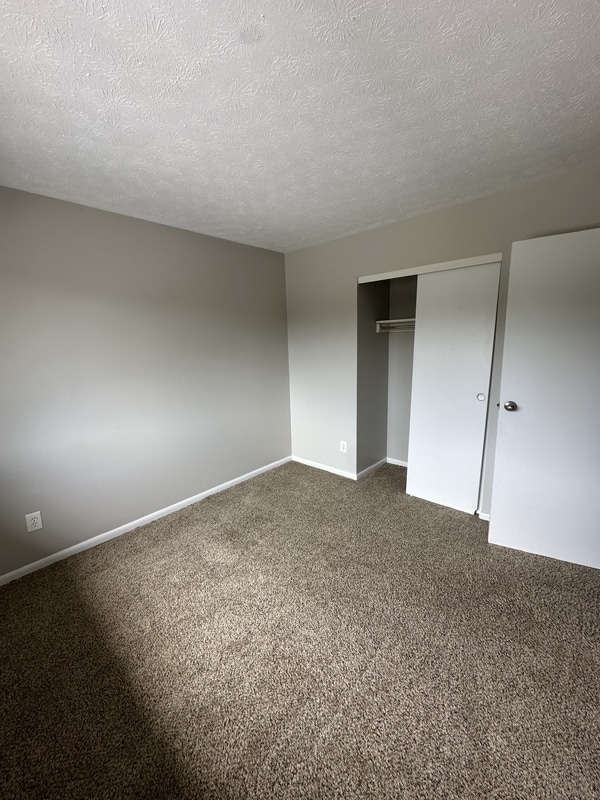 Building Photo - 4893 Nugent Dr