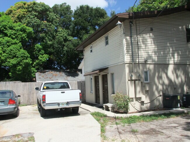 Building Photo - 1118 15th St W