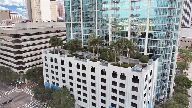 Building Photo - 777 N Ashley Dr