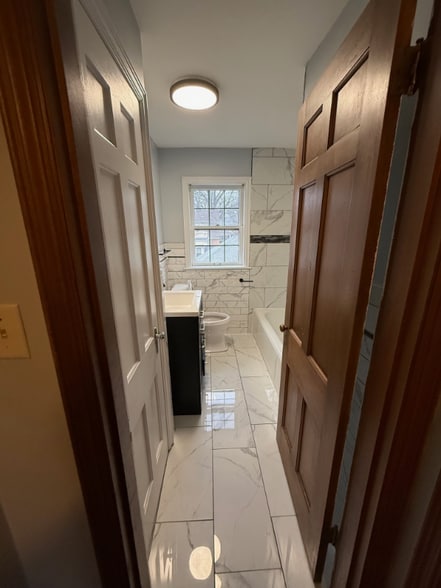 Building Photo - 50 Orchard Ln