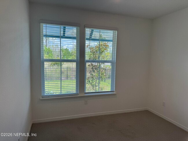 Building Photo - 236 Hawthorn Pk Cir
