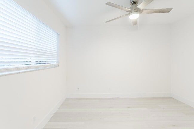 Building Photo - 1720 NW 37th St