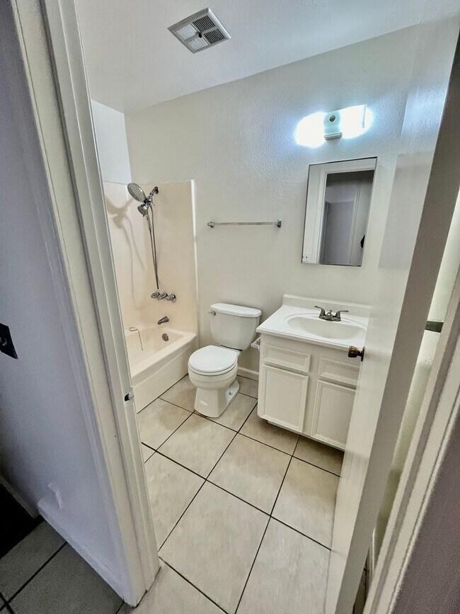 Building Photo - 6840 Bear River Row