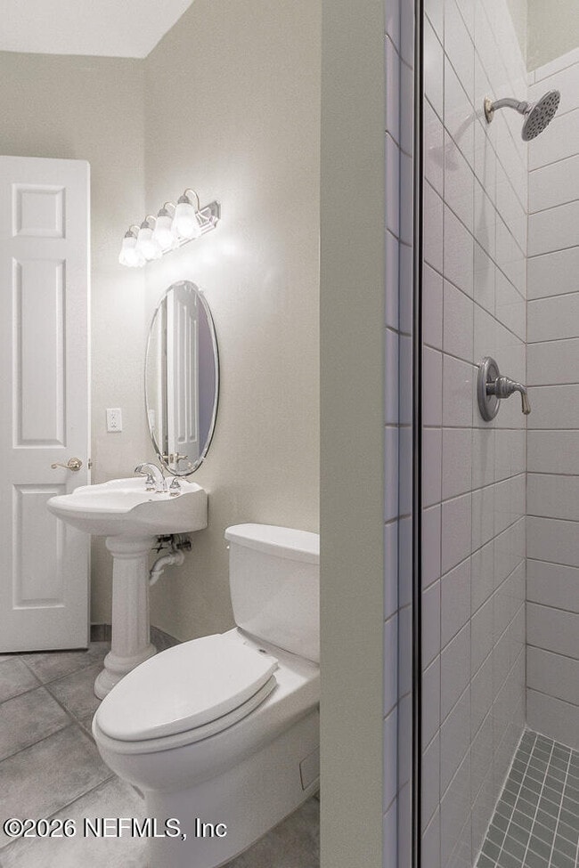 Building Photo - 5466 River Trail Rd N