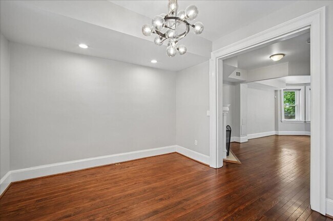 Building Photo - 3211 11th St NW