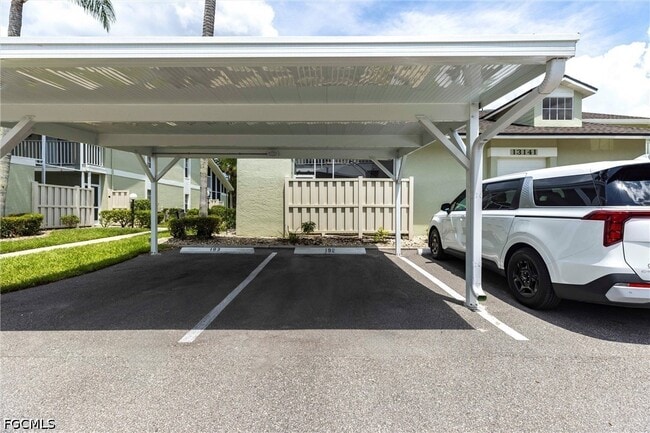 Building Photo - 13141 Whitehaven Ln