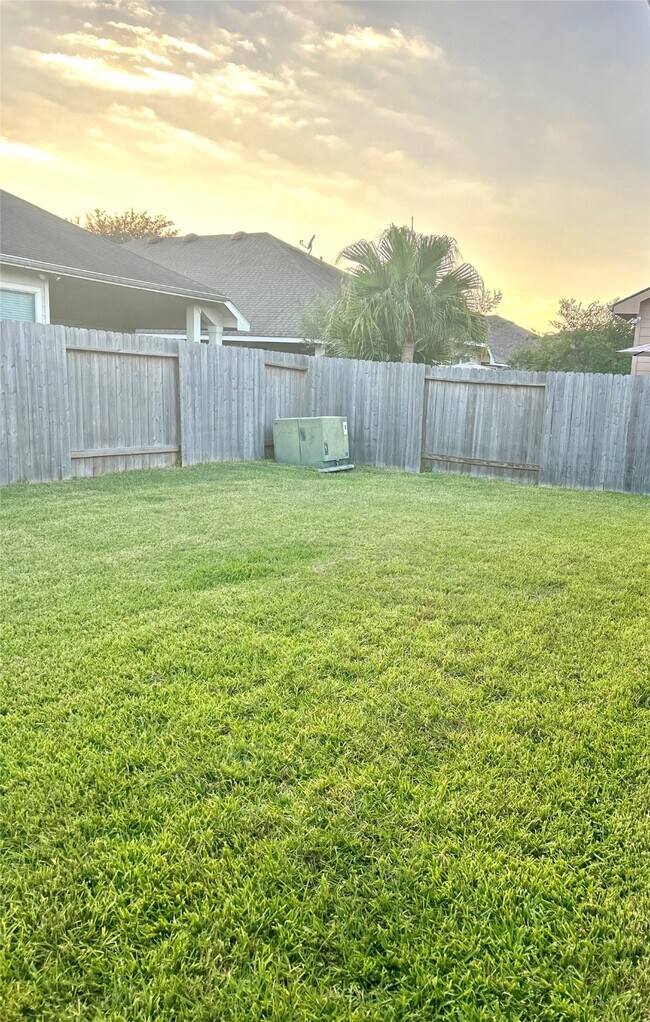 Building Photo - 7106 Marble Springs Dr