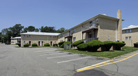 Building Photo - Redstone Gardens