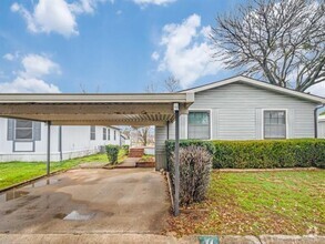 Building Photo - 3939 Teasley Dr