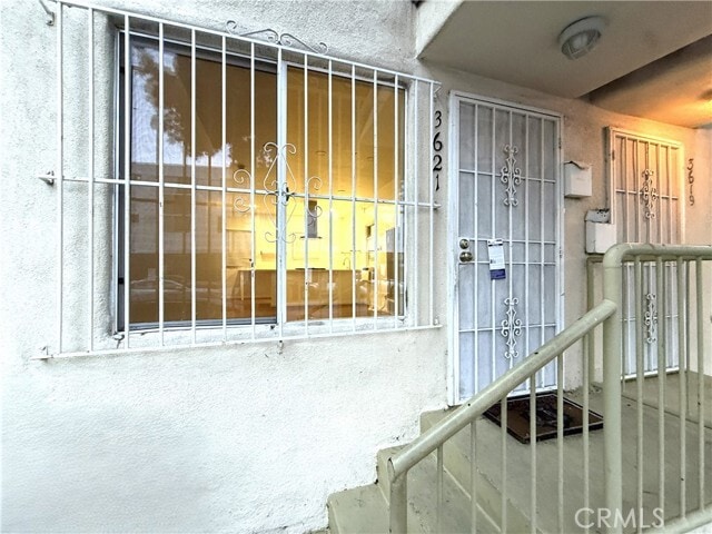 Building Photo - 3621 Denker Ave