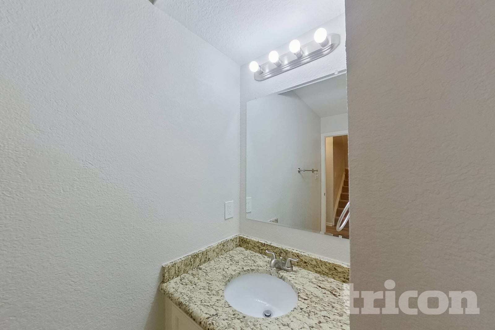 Building Photo - 161 Hunter Dr