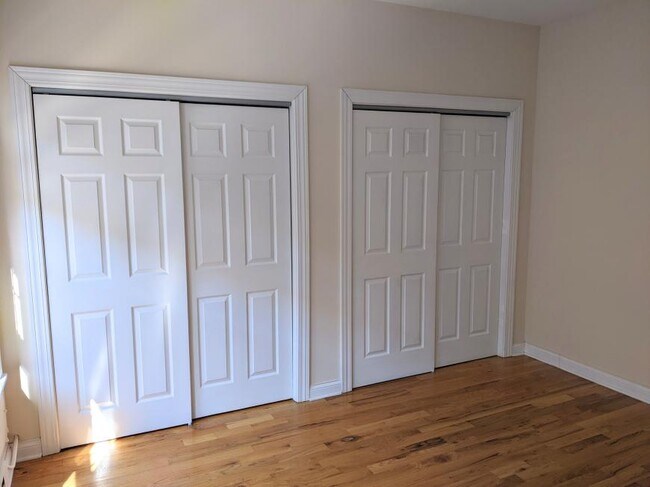 Building Photo - 1 bedroom in Evanston IL 60201
