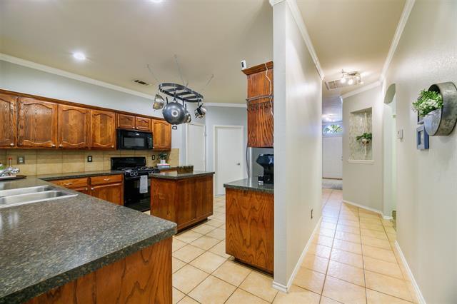 Building Photo - 1132 Blackburn Dr
