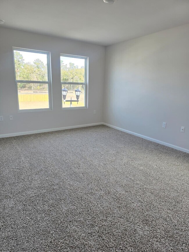 Building Photo - 190 Turpentine Dr