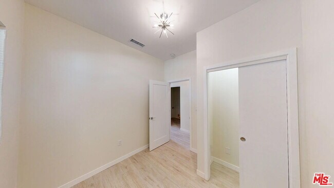 Building Photo - 7252 Glade Ave