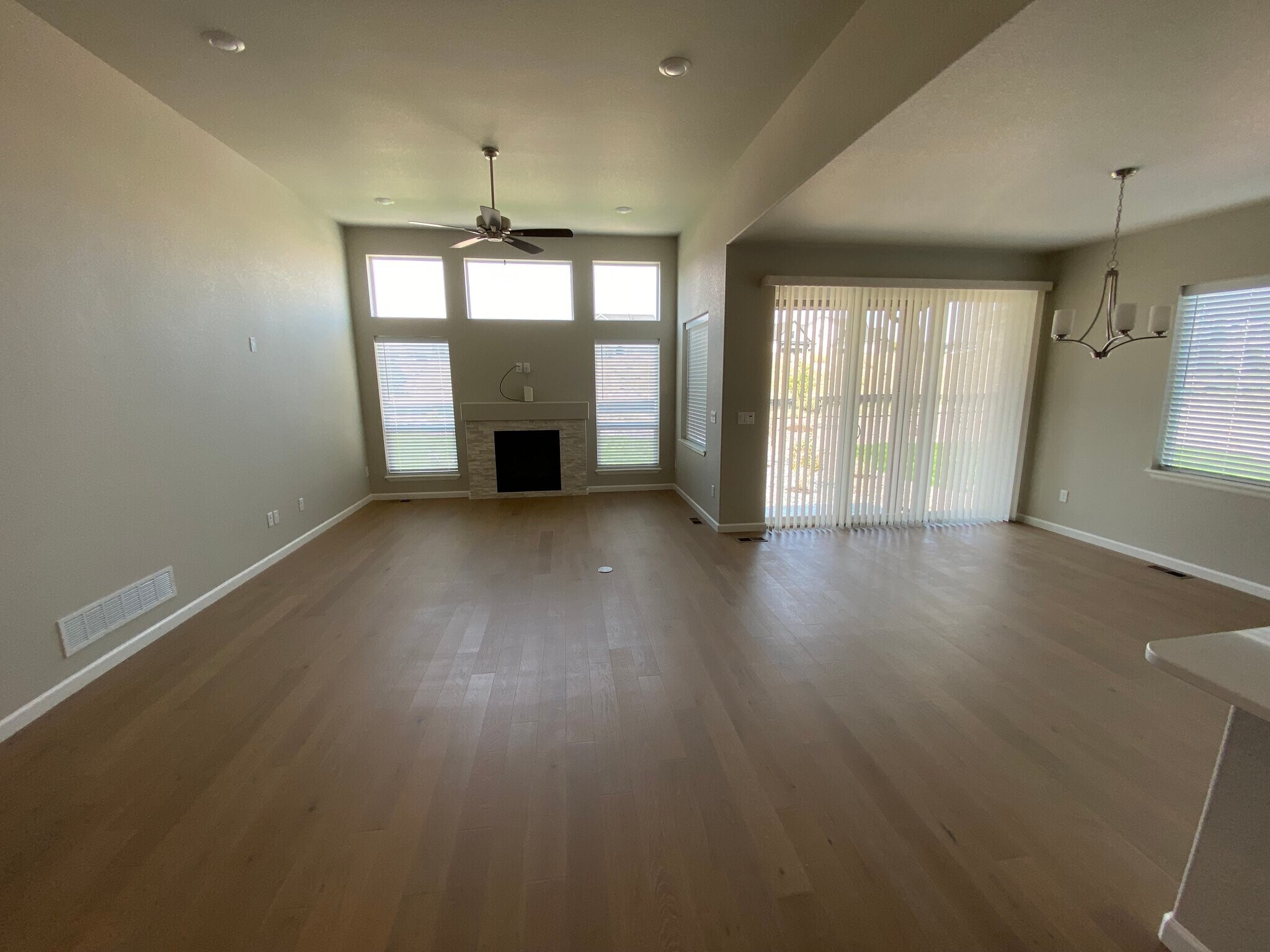 Building Photo - 6526 Miro Ln
