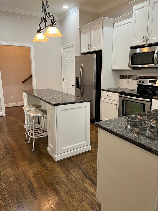 Building Photo - 510 Bowerwood Cir