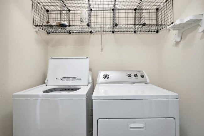 Building Photo - 1287 Harris Commons Pl