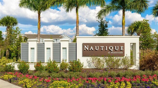 Building Photo - 1808 Fender Ln