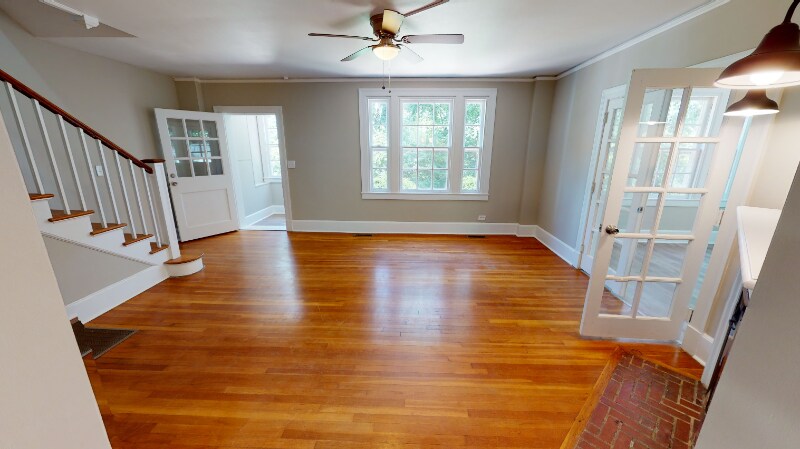 Building Photo - 500 N Thomas Rd