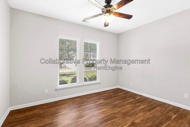 Building Photo - 105 Richmond Walk Dr