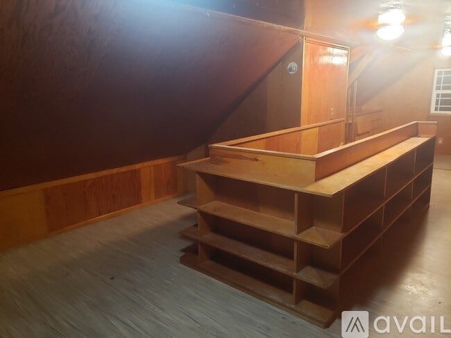 Building Photo - 225 S Bailey St