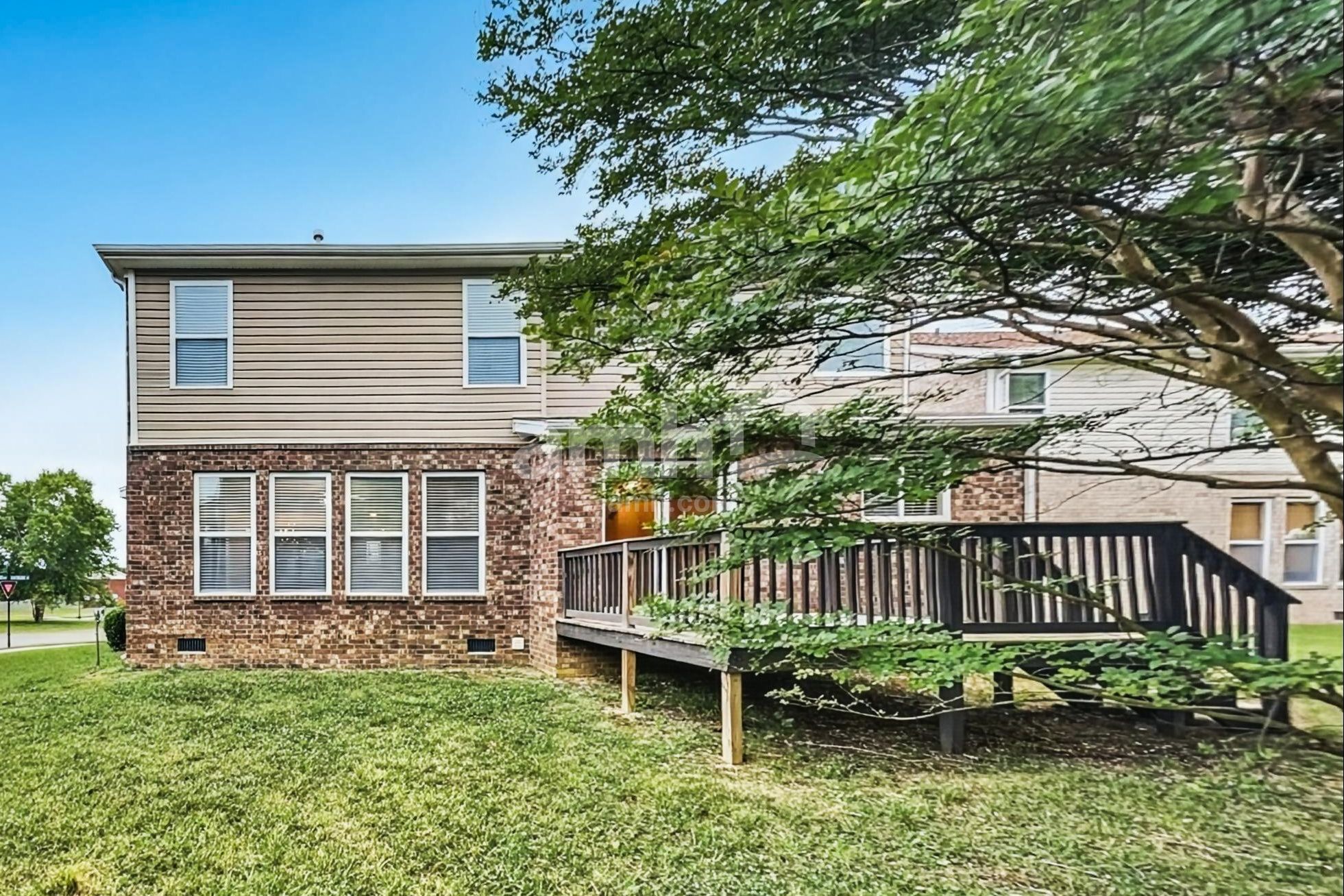 Building Photo - 1808 Bunting Way Dr