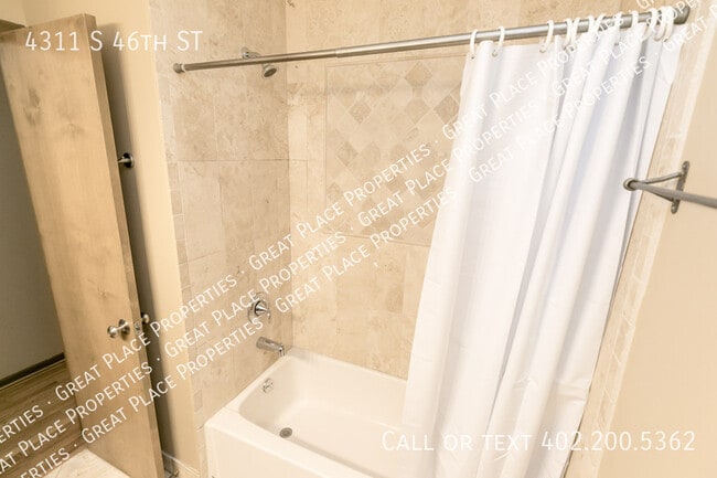 Building Photo - 4311 S 46th St