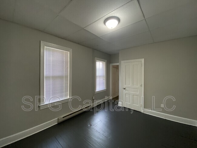 Building Photo - 336 W Philadelphia St