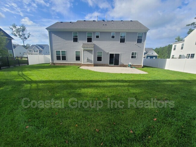 Building Photo - 1233 Auburn Hill Dr