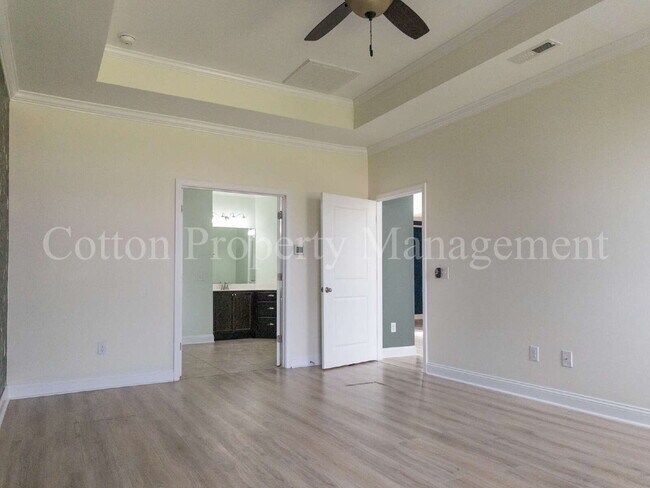 Building Photo - 7445 Darius Dr