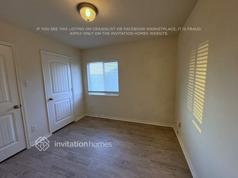 Building Photo - 7710 Ike Ave