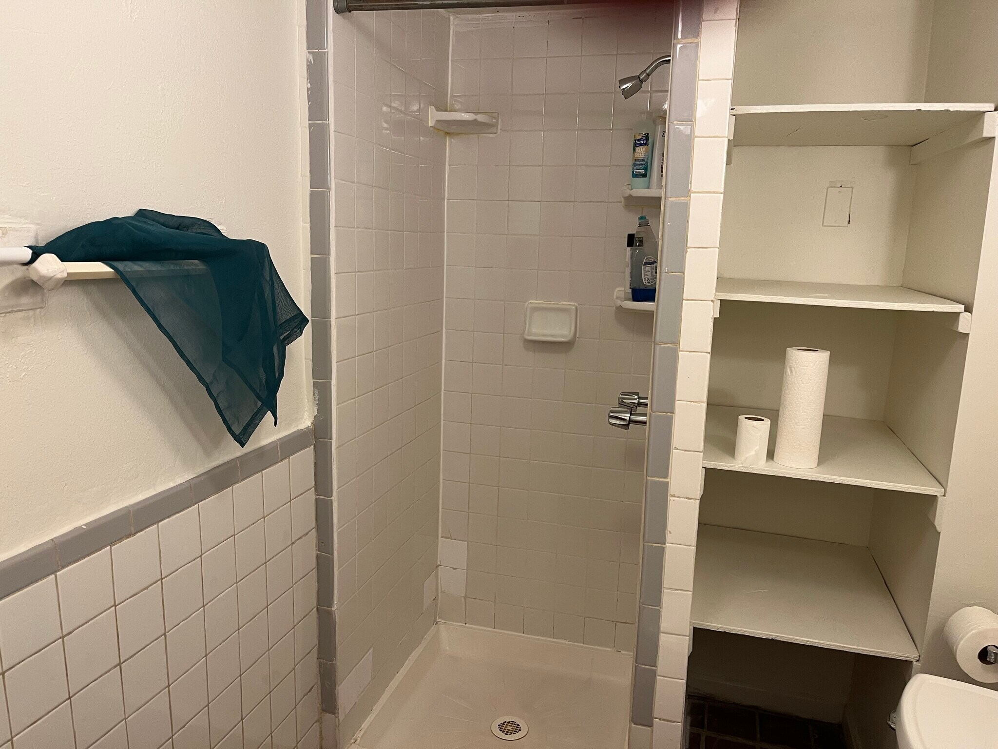 Building Photo - 1710 Q St NW